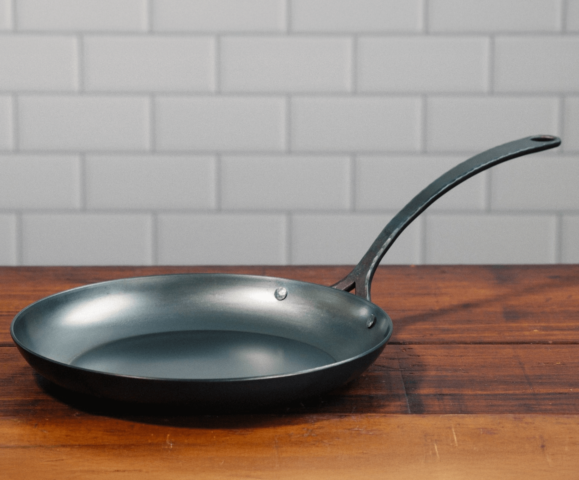 Blanc Creatives Pro Skillet