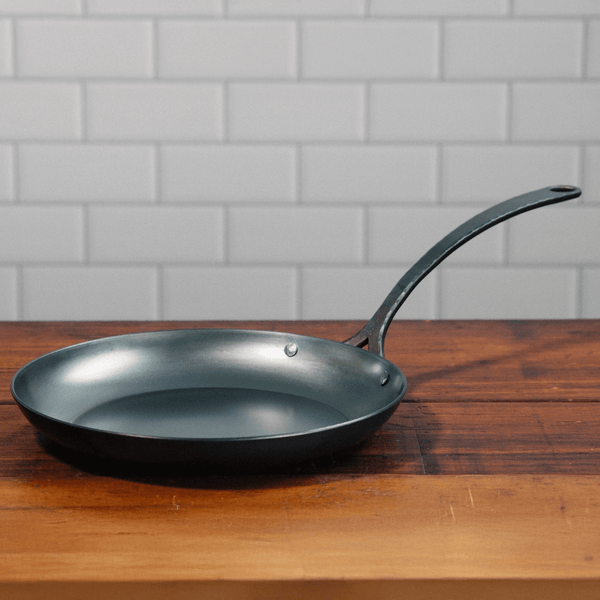 Blanc Creatives Pro Skillet
