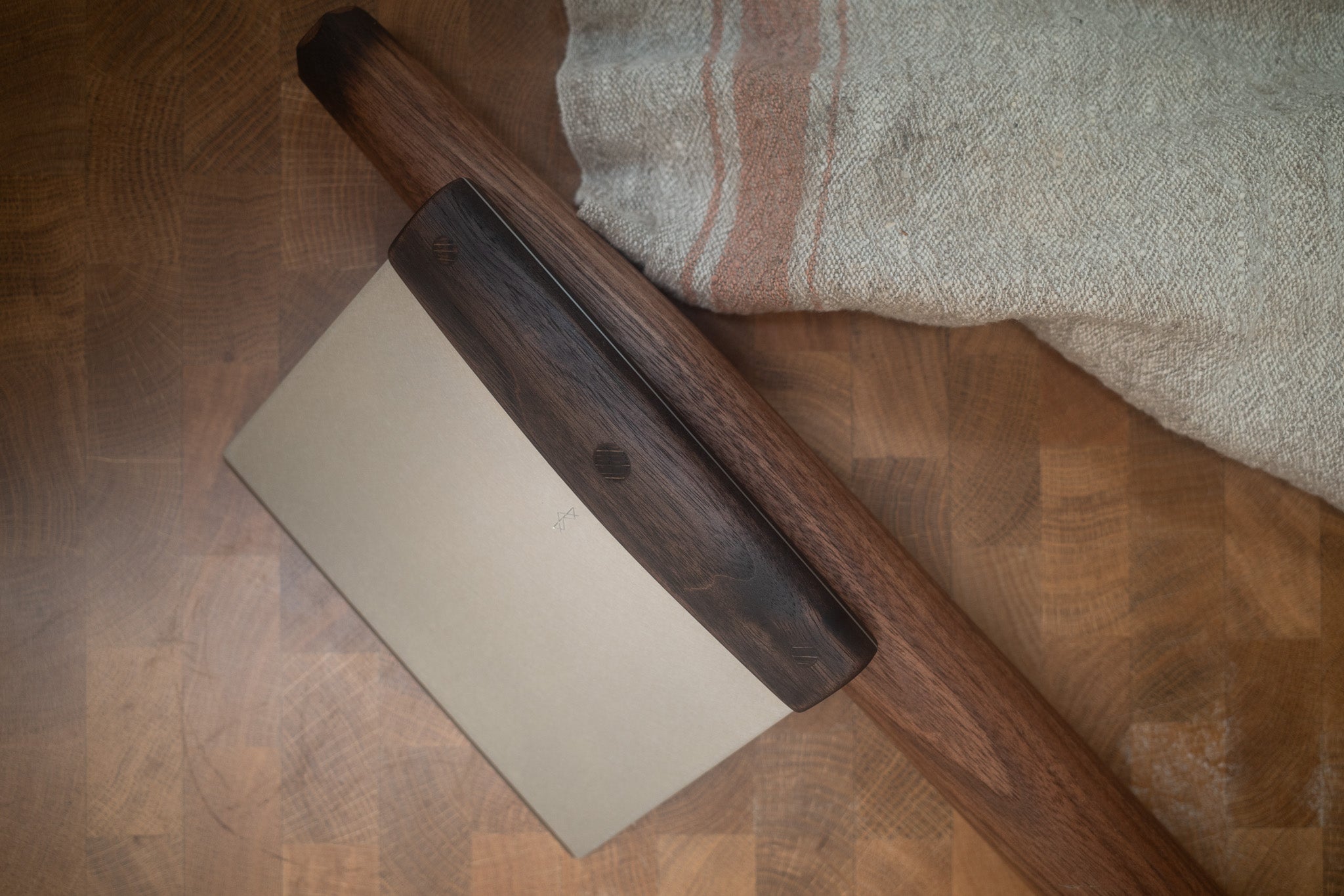 Bench Knife