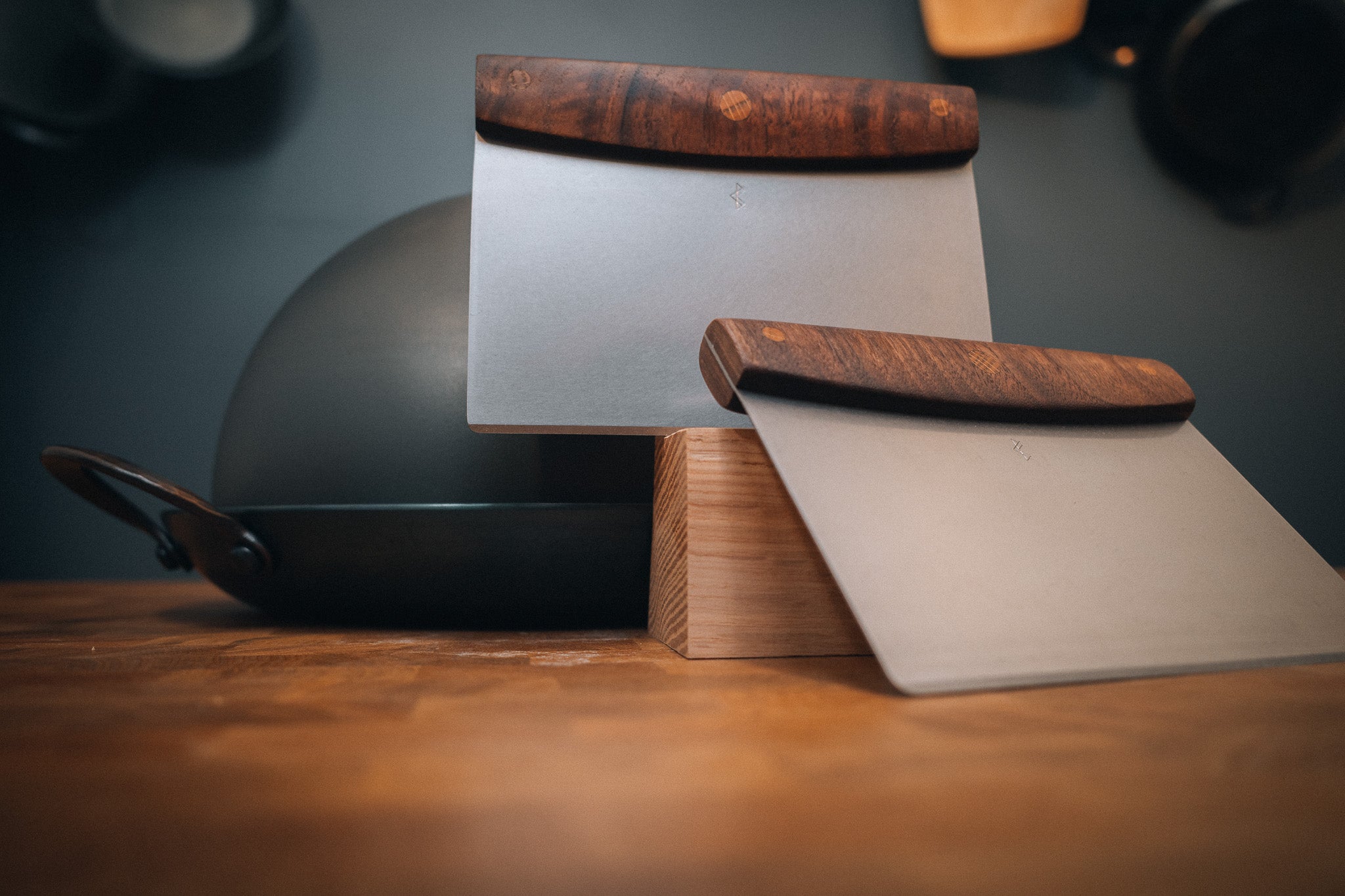 Bench Knife