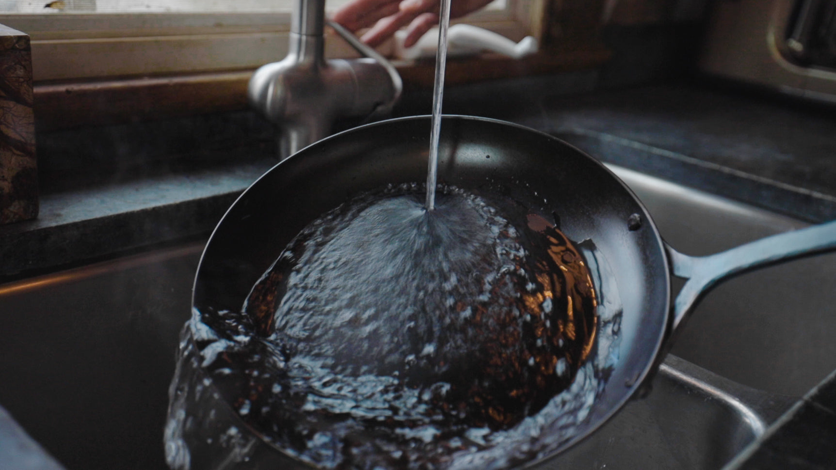 How To Clean A Really Dirty Carbon Steel Pan